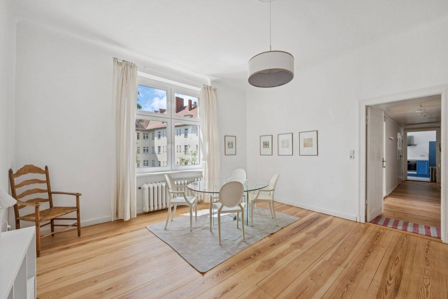Stilvolle Altbauwohnung in Toplage City West – Berlin – Vorschaubild 5