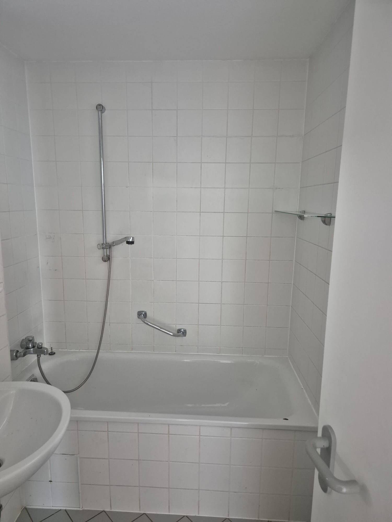 großzügige 2-Raum-Dachterrassenwohnung mit umlaufender Loggia als Highlight – Chemnitz – Vorschaubild 5