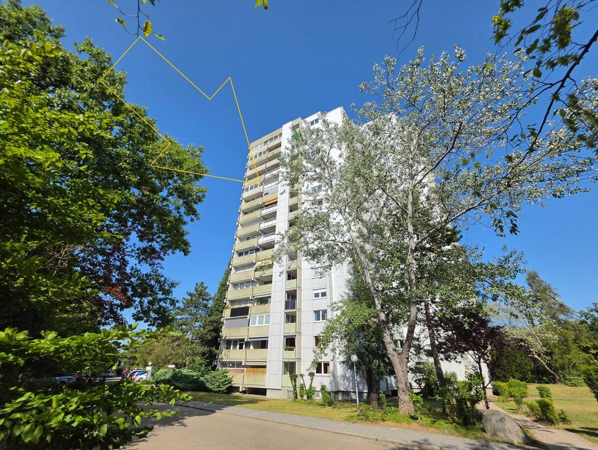 RESERVIERT - 4½ Zimmer – und was für ein Ausblick! Vom Europakanal bis weit in die Fränkische Schweiz – 91056 Erlangen – Bild 1 von 9
