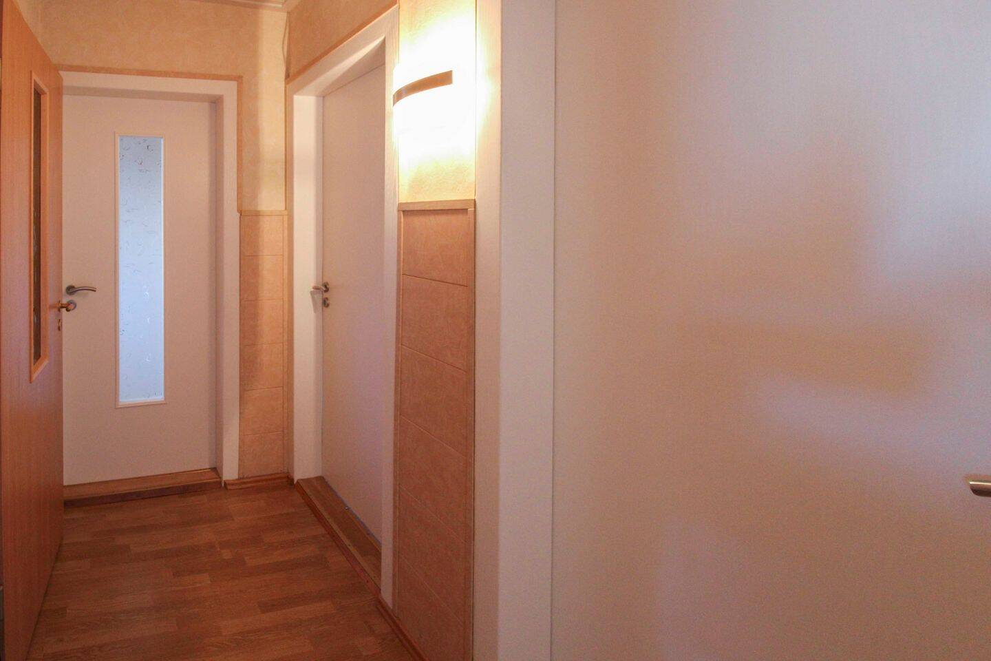 Charmante Doppelhaushälfte mit vielseitigem Nutzungspotenzial – Wittenberg – Vorschaubild 8