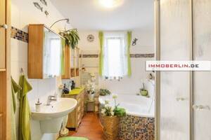 IMMOBERLIN.DE - Toplage! Großzügige Wohnung mit Südterrasse und Garten – 12555 Berlin – Vorschaubild 7