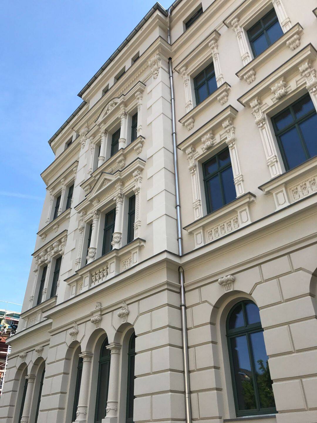 3-Raum-Penthousewohnung mit Weitblick + Lift + Stellplatz + EBK – Chemnitz – Vorschaubild 6