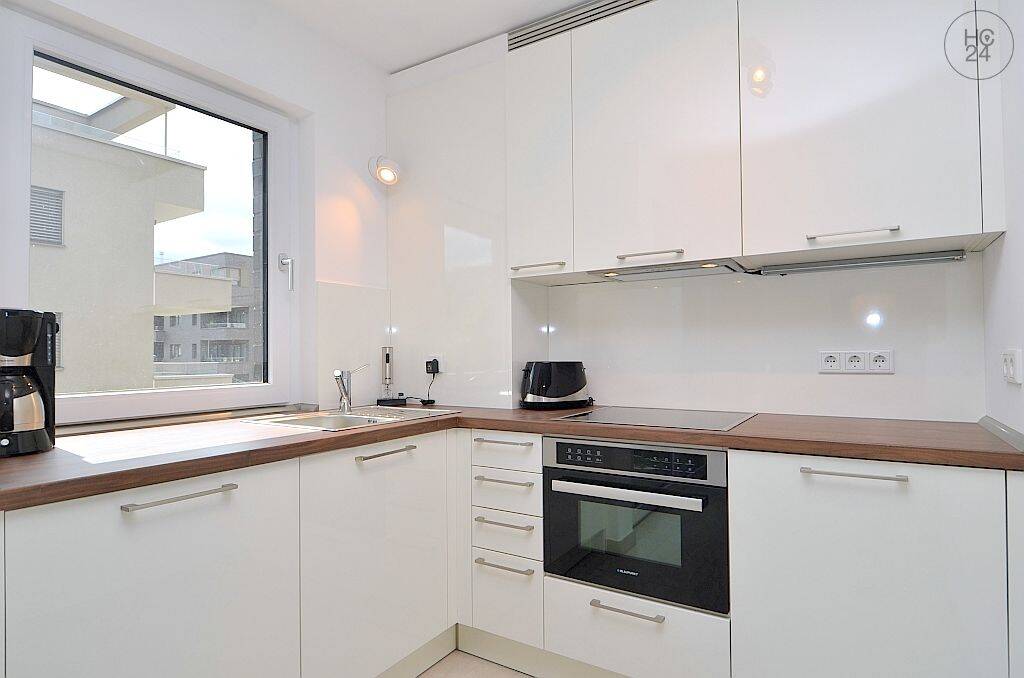 Exklusiv möbliertes Neubauapartment mit Balkon und Stellplatz direkt in der Erlanger City – Erlangen – Vorschaubild 3