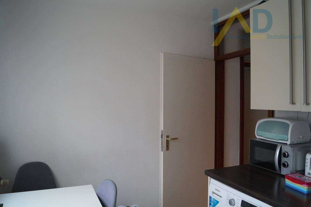 Helle und geräumige 4 Zimmer Wohnung mit Balkon – Herne – Vorschaubild 4