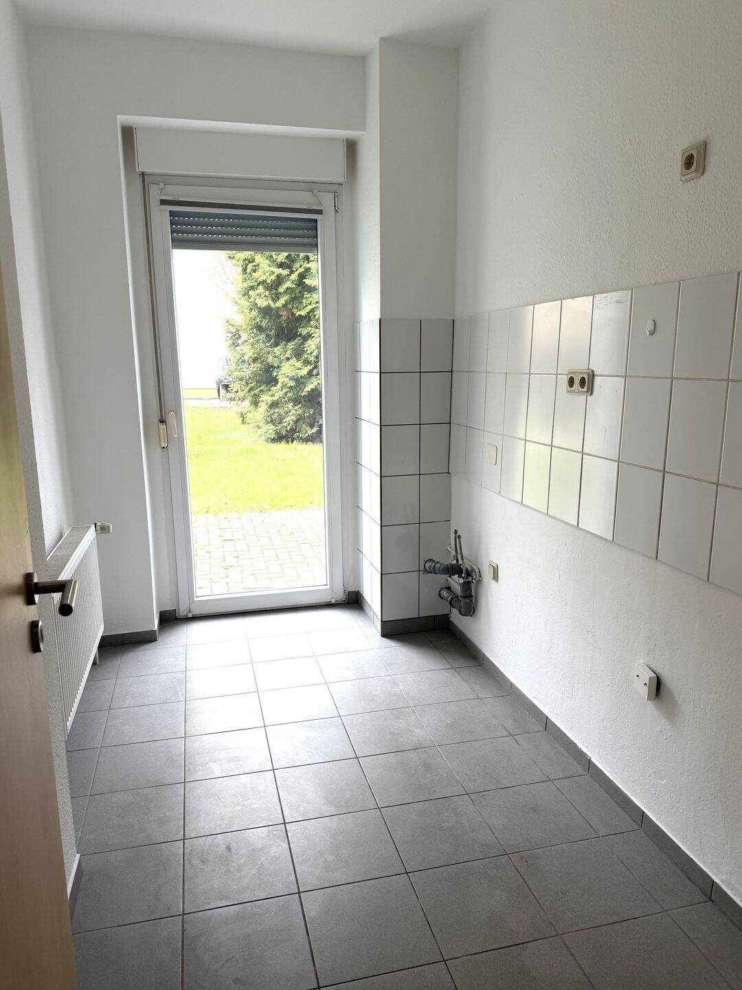 Süßes Nest für Singles oder Paare mit Tageslichtbad – Magdeburg – Vorschaubild 3
