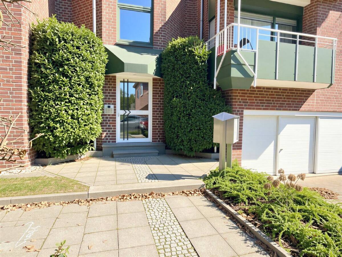 Wohnen im Geistviertel. Geschützter Balkon, neue Fenster, Stellplatz. – 48153 Münster – Bild 1 von 4