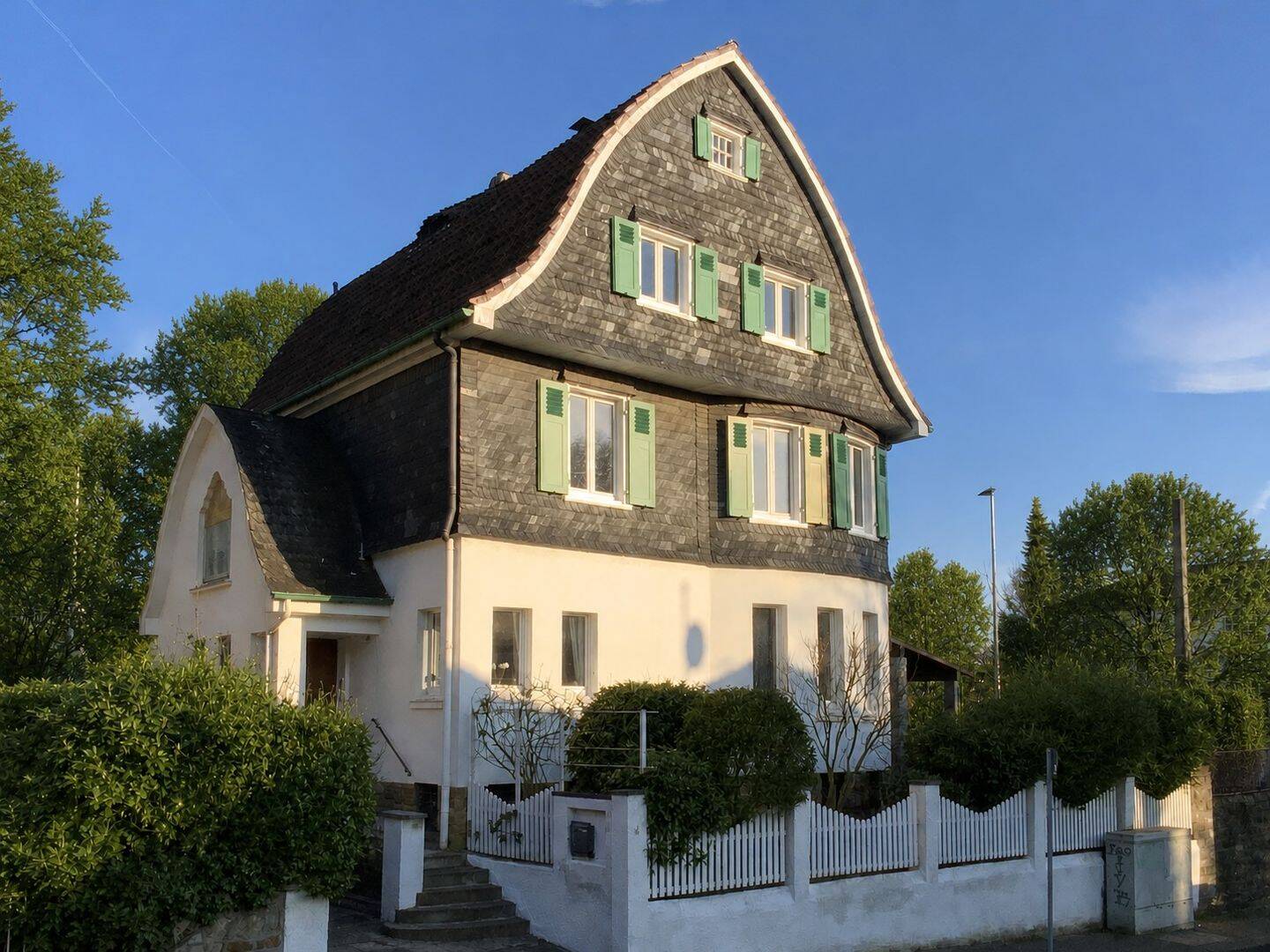 Liebevoll sanierte Stadtvilla mit historischem Charme
