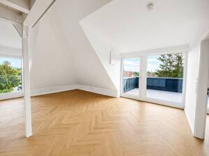 Exklusives Wohnen über den Dächern Eggenfeldens - Maisonette mit Galerie & West-Dachterrasse