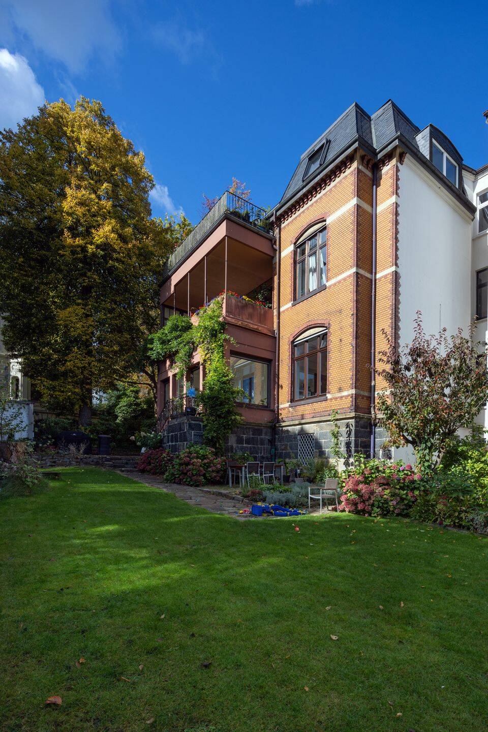 Briller Viertel: Vermietete Altbauwohnung mit Balkon und Garage – Wuppertal – Vorschaubild 3