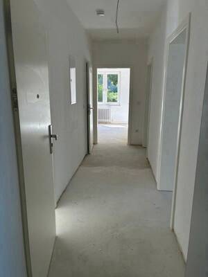 Schöne 3 Raum Wohnung, Sofortbezug möglich!