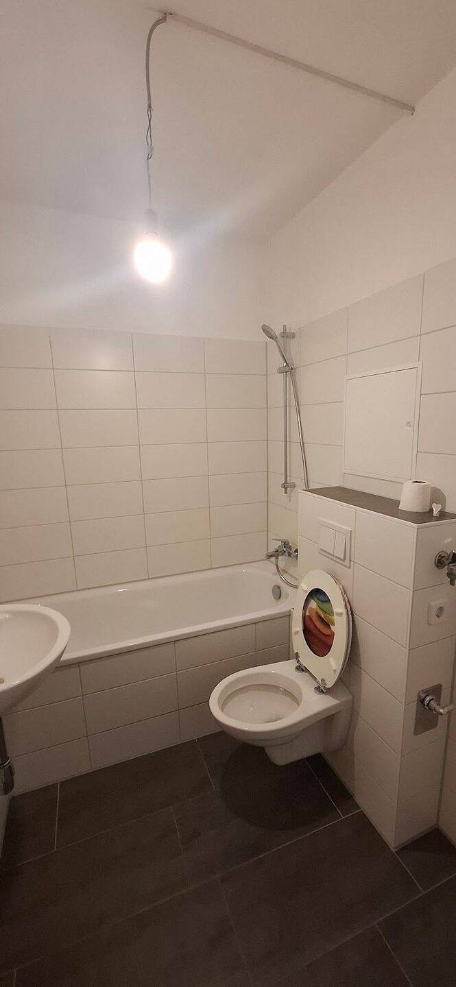 Nachmieter gesucht: Schicke 2-Raum-Wohnung mit Flügeltüren – Chemnitz – Vorschaubild 7