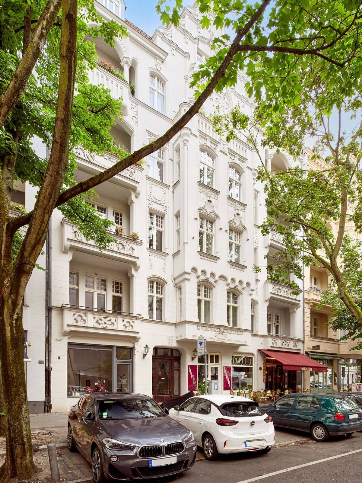 Großzügige 2-Zimmer-Dachgeschosswohnung mit Terrasse in Top-Lage nahe Ludwigkirchplatz – 10719 Berlin – Bild 1 von 9
