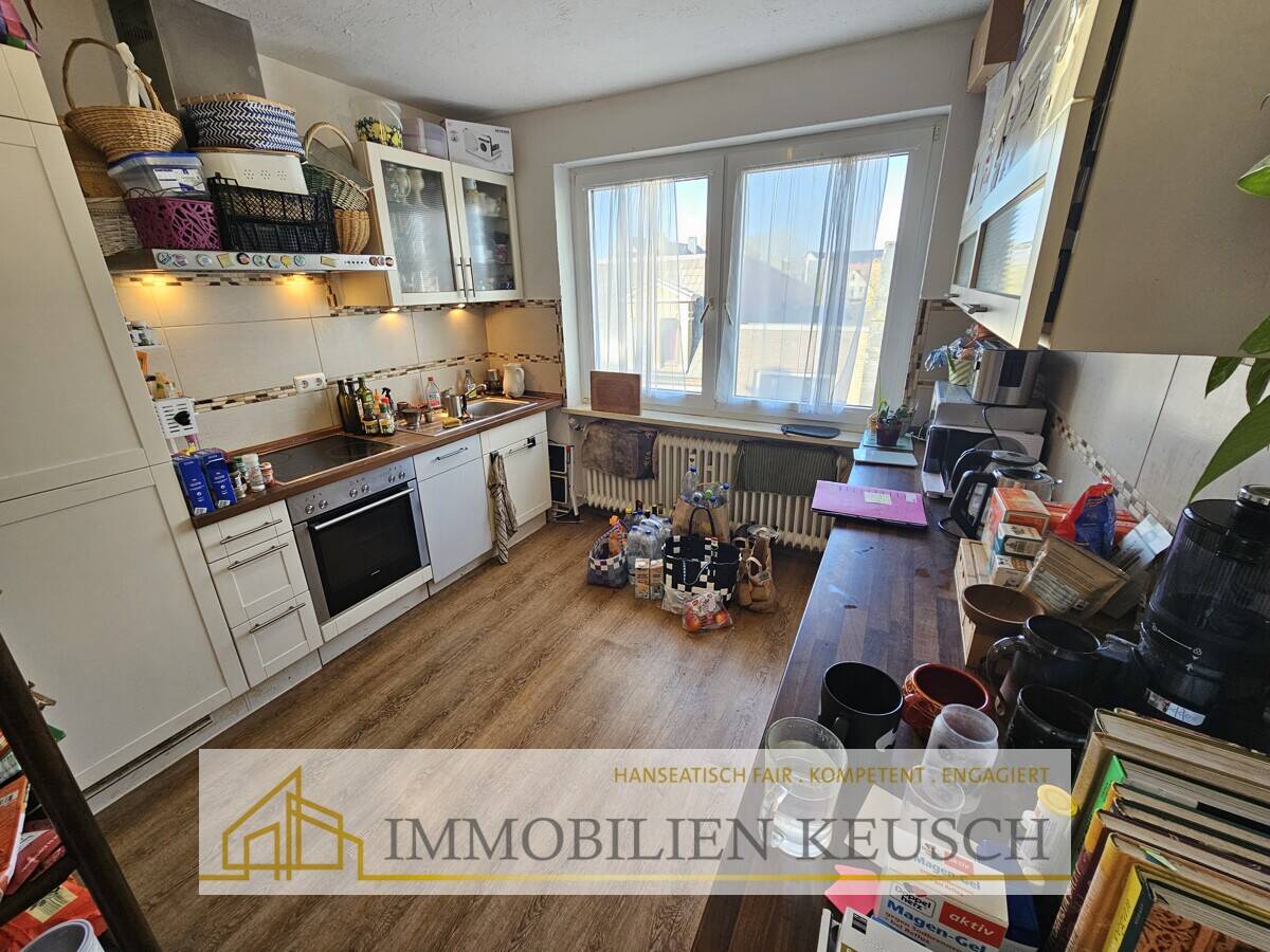 3-Zimmer-Wohnung in zentraler Lage von Bremerhaven, großer Balkon +2 Stellplätze im Innenhof möglich – Bremerhaven – Vorschaubild 6