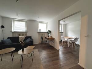 Zentrale Gewerbefläche mit Wohnungscharakter in gepflegtem Mehrfamilienhaus in Essen Rütenscheid!