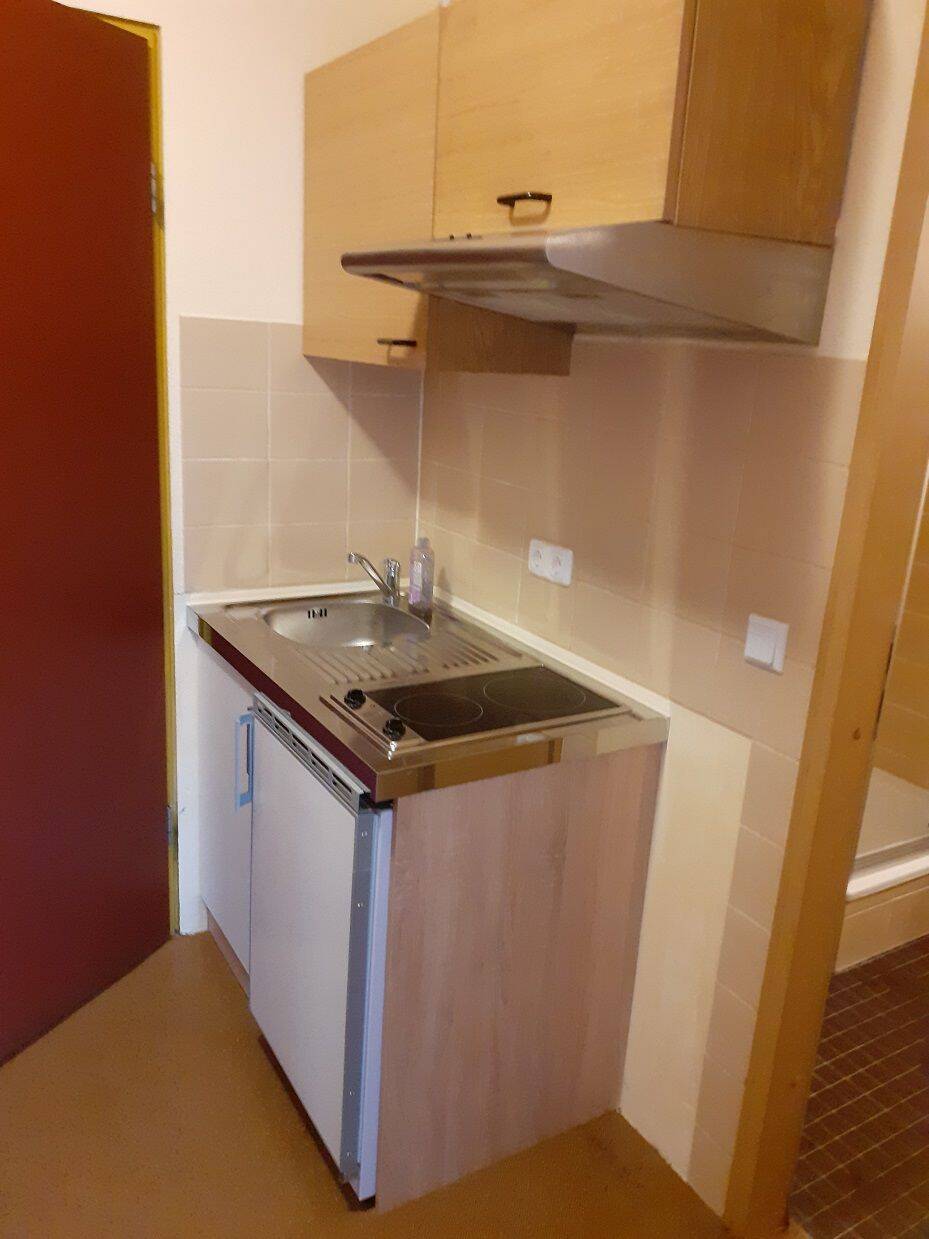 Uni-Nähe Charmantes 1-Zimmer-Apartment mit Balkon und PKW-Stellplatz – Trier – Vorschaubild 8