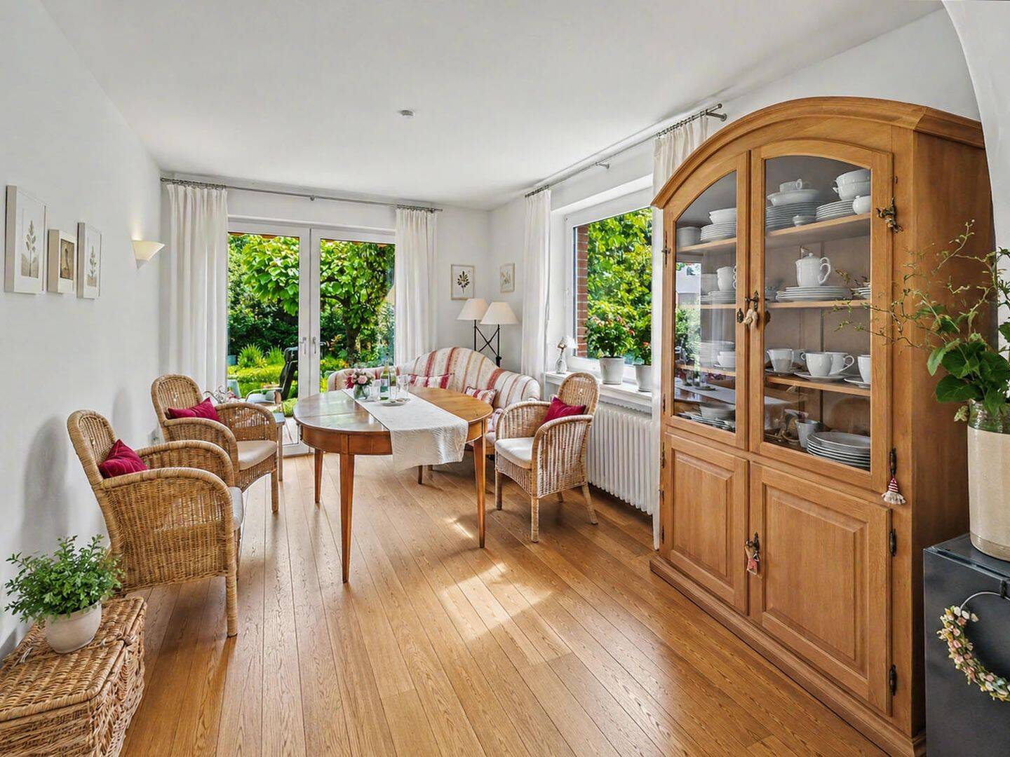 Wohnen wie im eigenen Park - Traumhaus mit Einliegerwohnung und Baureserve von Ibbenbüren – Ibbenbüren – Vorschaubild 6