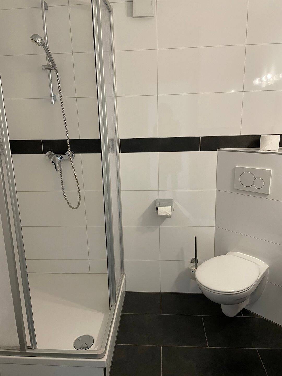 Sehr geräumige 1-Zimmer-Wohnung mit Einbauküche im Stadtteil Rennweg - Sulzbacher Straße – Nürnberg – Vorschaubild 9