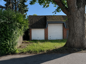 Substanzstarkes Zweifamilienhaus auf großzügigem Grundstück im Bremer Norden – 28755 Bremen – Vorschaubild 4