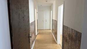 Schöne Familienwohnung in der Wiesenstr. 11 (nähe Weselerstraße) zu vermieten ! – 47169 Duisburg – Vorschaubild 2