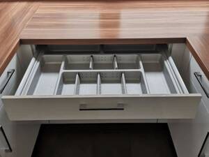 Helle 3,5-Zimmer-Wohnung mit großzügigem Wohn-/Essbereich, Balkon und Stellplatz in Tübingen-Unterjesingen – 72070 Tübingen – Vorschaubild 7