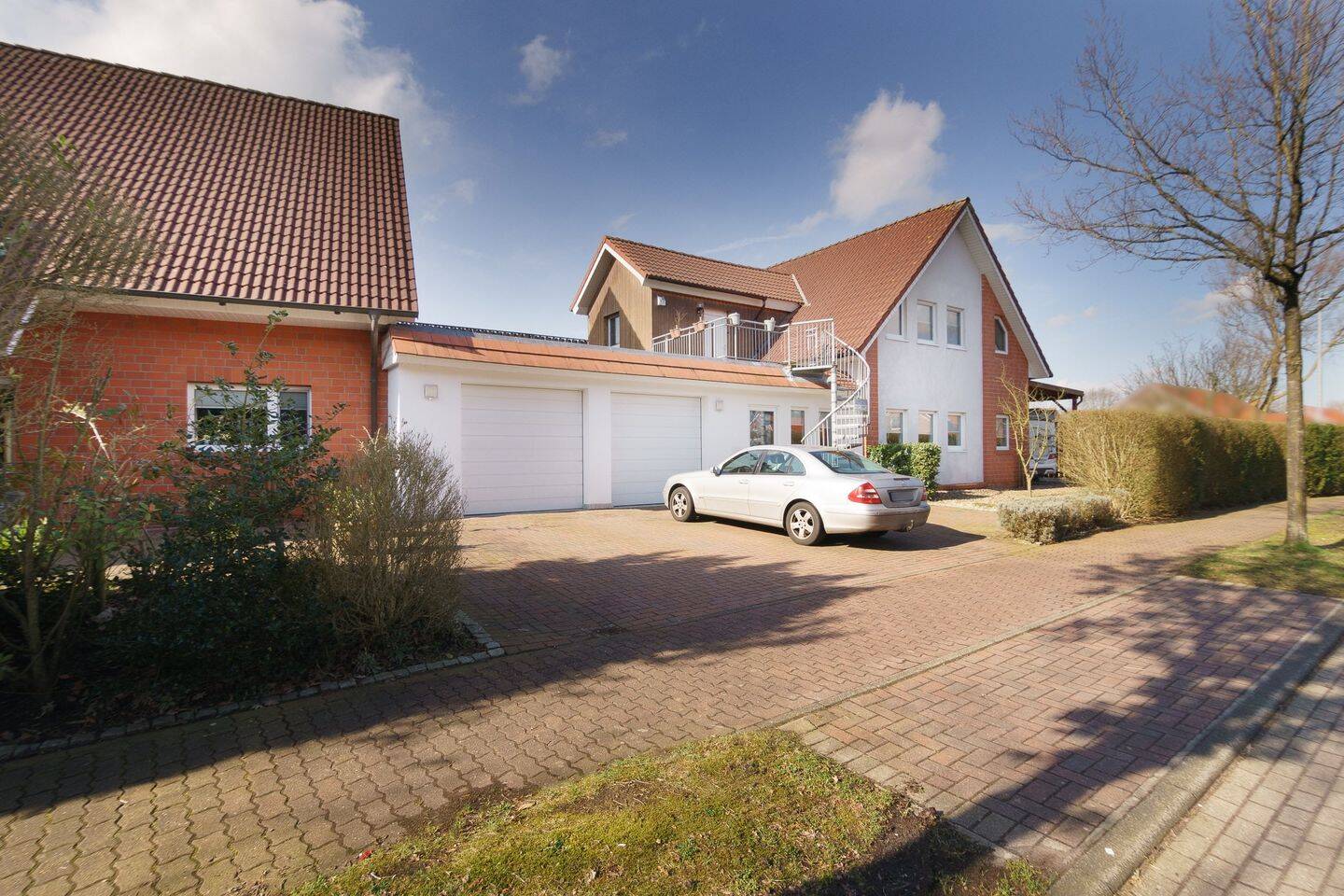 ***2 Wohn- und 2 Geschäftshäuser auf 2.234 m² großem Grundstück*** – Ostrhauderfehn – Vorschaubild 6