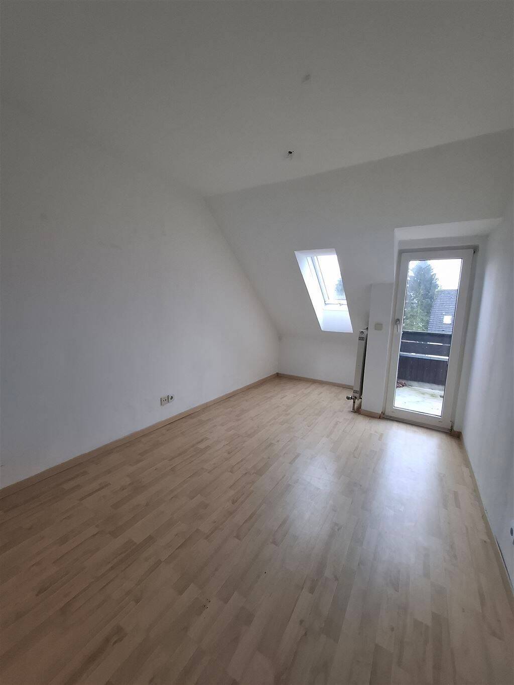 2-Zimmer-Dachgeschosswohnung - Sofort verfügbar – Kassel – Vorschaubild 5