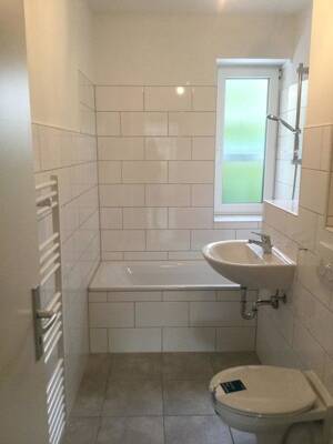 Ruhig und dennoch zentral - 3-Zimmer-Wohnung mit Balkon zu vermieten! – 33689 Bielefeld – Vorschaubild 2