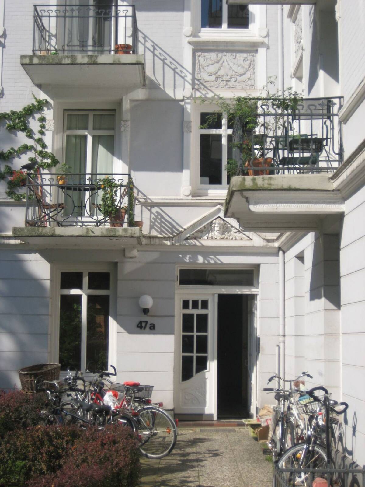 Winterhude von Priv. 1Zimmer Wohnung , top renov. – 22303 Hamburg – Bild 1 von 9