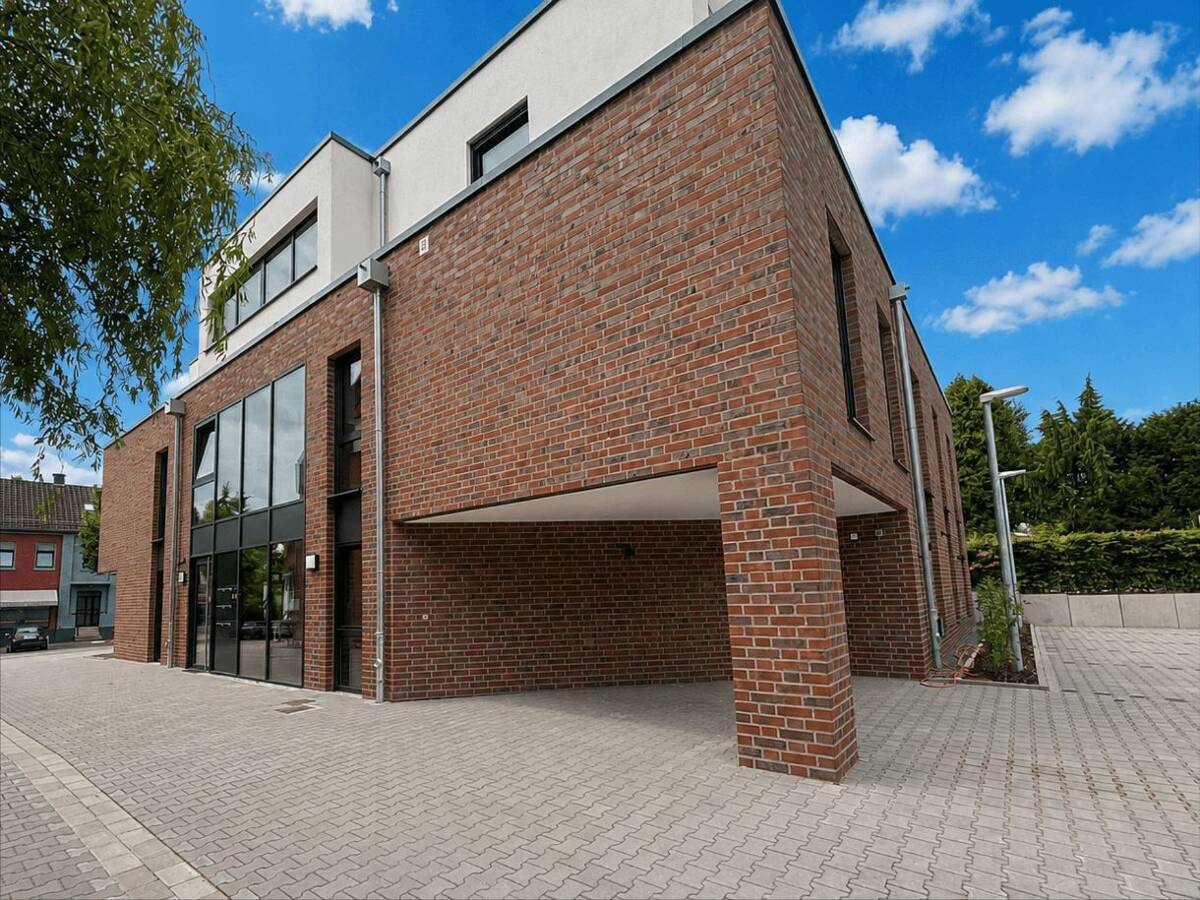 Lichtdurchflutete 3-Zimmerwohnung mit Balkon und Klimatisierung! – 44229 Dortmund – Bild 1 von 9