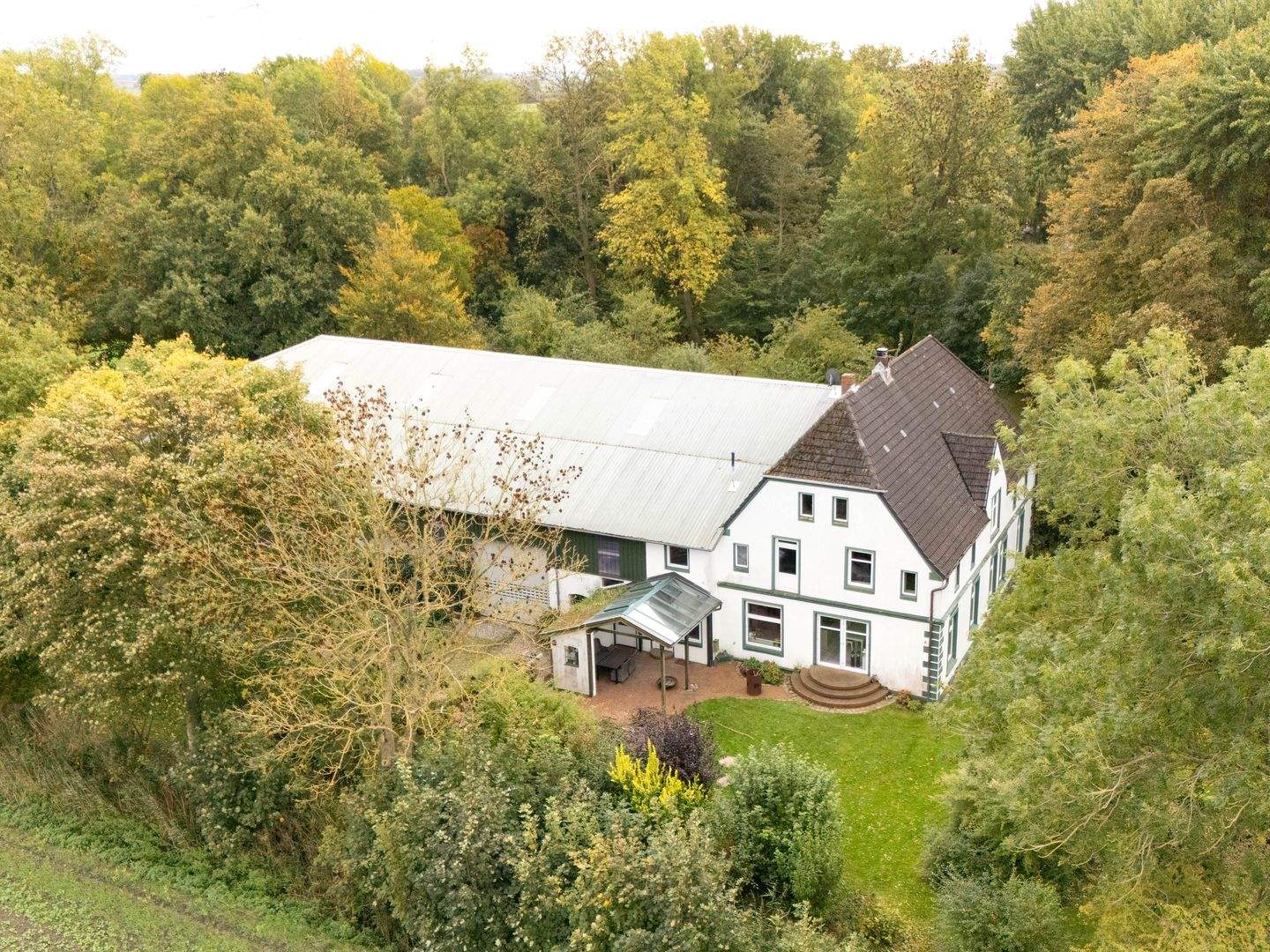 Wo Ruhe ein Zuhause hat - Stilvoller Resthof in Traumlage – Volsemenhusen – Bild 1 von 9