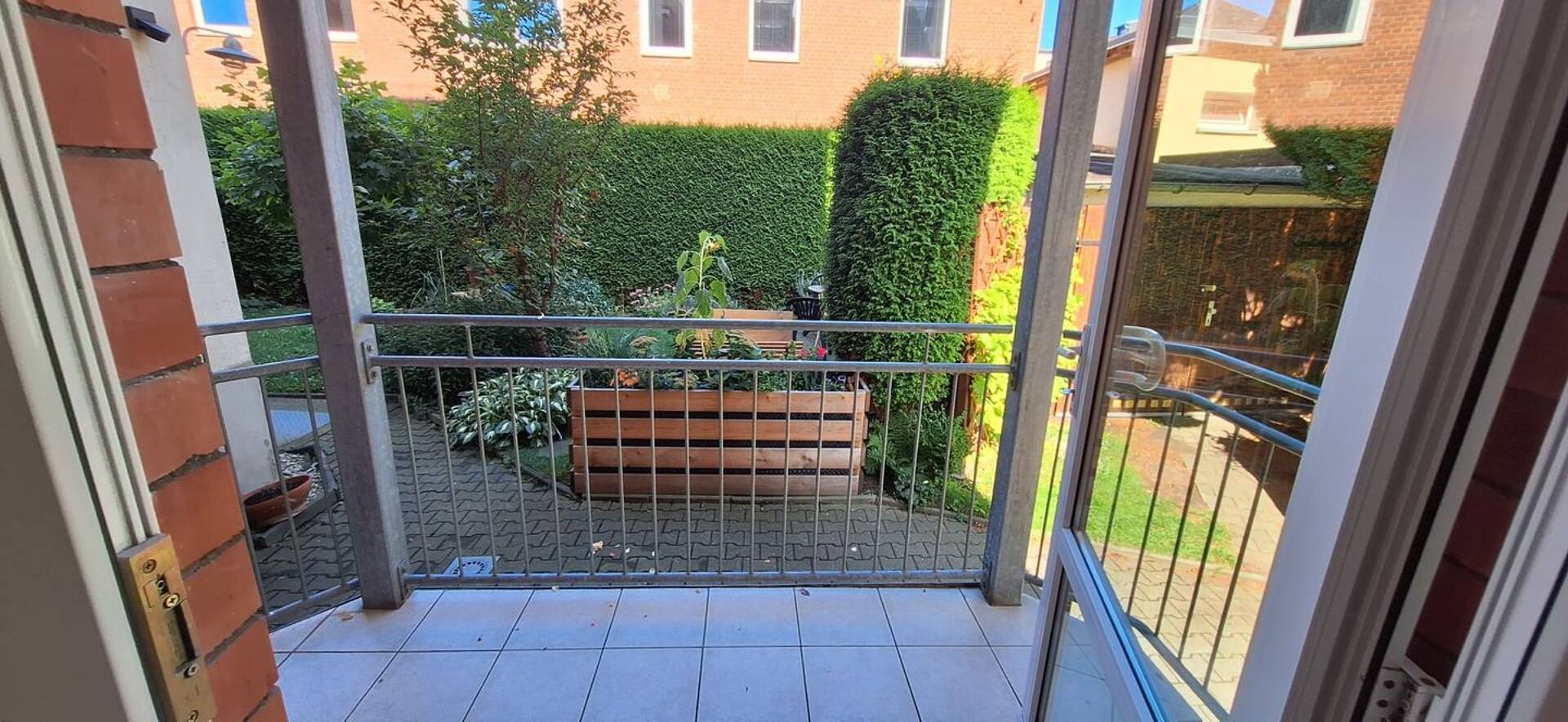 Erdgeschosswohnung in 08058 Zwickau mit 107 m² kaufen