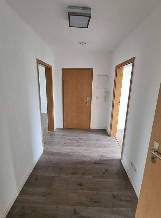 Wie wär's mit einer attraktiven 2,5-Zimmer-Wohnung in Hilbersdorf? – Chemnitz – Vorschaubild 2