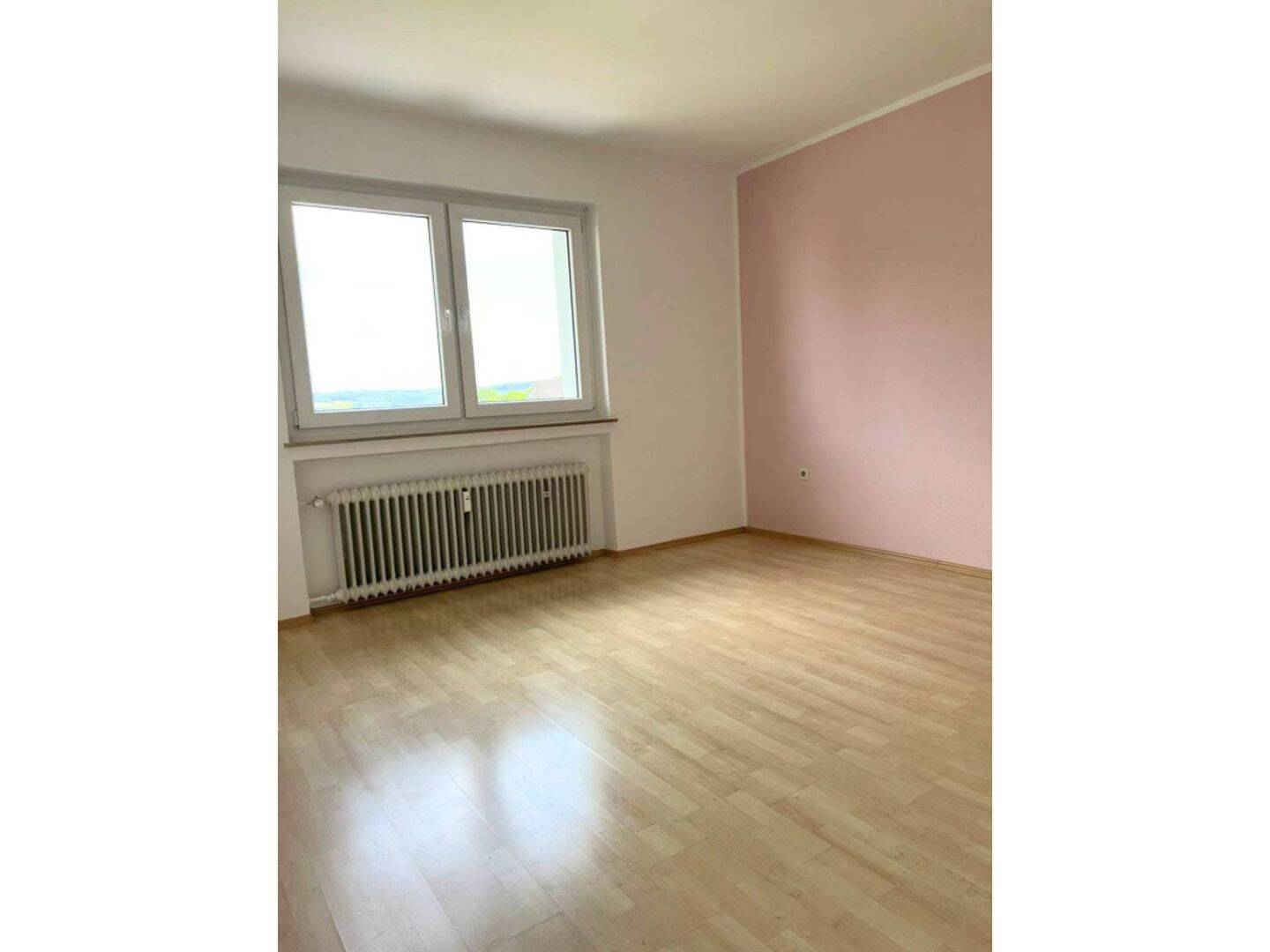 Grüne Oase im Erdgeschoss: Gemütliche 3-Zimmer-Wohnung mit eigenem Garten, Balkon & Keller – Remscheid – Vorschaubild 3