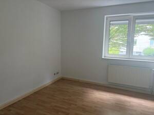 Attraktive 2 -Zi.-ETW frisch renoviert und leer. – 65929 Frankfurt am Main – Vorschaubild 2