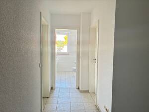 Ruhige 2-Zimmer-Wohnung im 4. Stock mit Balkon und Stellplatz in Dresden - Klingestraße – 1159 Dresden – Vorschaubild 9