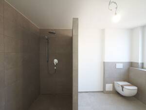 Kernsanierte 3-Zi-Penthousewohnung in Aussichtslage von Plieningen – 70599 Stuttgart – Vorschaubild 8