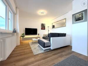 Geschmackvoll möblierte Wohnung mit WLAN und 30 qm großem Balkon in der Fürther Südstadt – 90763 Fürth – Vorschaubild 9