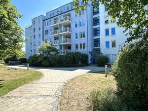 2-Zimmer-Wohnung mit großem Balkon und Blick ins Grüne – 81827 München – Vorschaubild 2