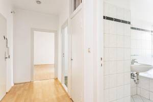Bezugsfreie 2-Zimmer-Wohnung mit Balkon – 12157 Berlin – Vorschaubild 3
