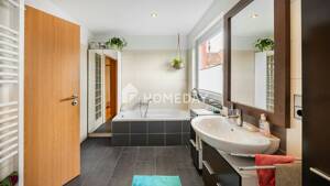 Teilvermietetes & gepflegtes Zweifamilienhaus mit Garten | ca. 125 + 65 m² WEs | BHV – 27576 Bremerhaven – Vorschaubild 8