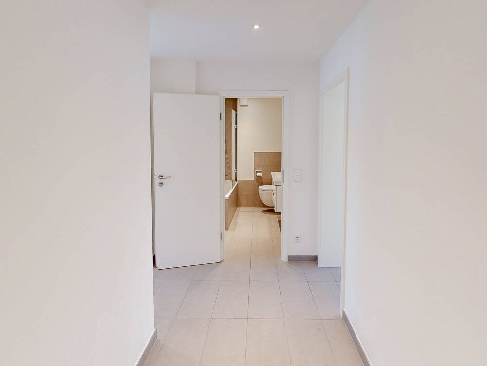 2-Zimmer-Wohnung mit Balkon in der Maxvorstadt – München – Vorschaubild 3