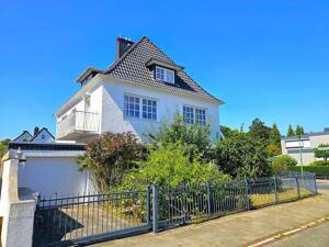 Stadtvilla der Extraklasse mit Wellnessbereich & Schwimmbad in Bremerhavens begehrtester Lage – 27574 Bremerhaven – Vorschaubild 3