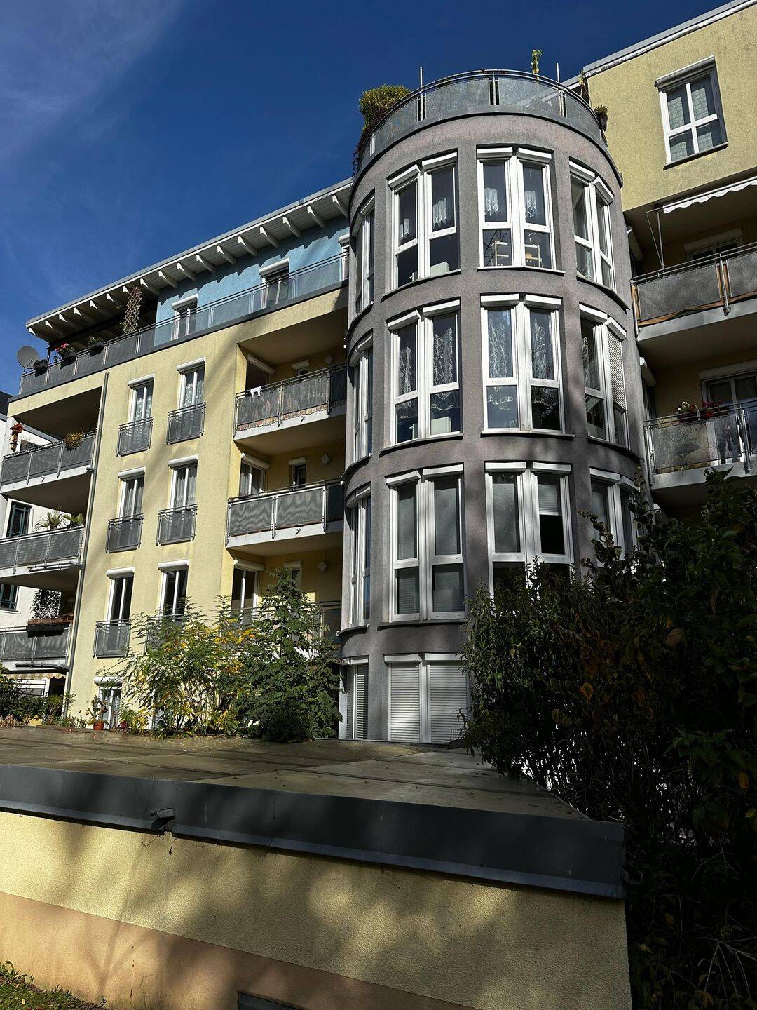 Komfort-Wohnung am Küchwald mit Tiefgarage, Lift, Einbauküche, barrierefrei – Chemnitz – Vorschaubild 3