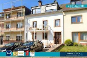 Trier-Filsch: Reihenmittelhaus als 3-FH mit zwei Balkonen, zwei Garagen & zwei PKW-Außenstellplätzen