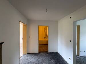 3,5-ZIMMERWOHNUNG MIT BALKON UND ZWEI STELLPLÄTZEN - bezugsfrei – 74399 Walheim – Vorschaubild 8