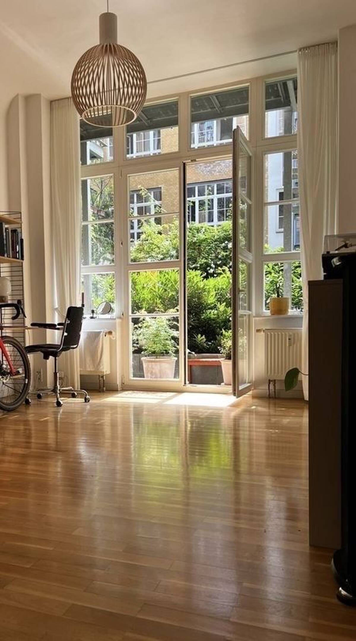 Vermietetes Fabrikloft nahe Boxhagener Platz mit eingetragenem Wohnrecht – 10245 Berlin – Bild 1 von 4