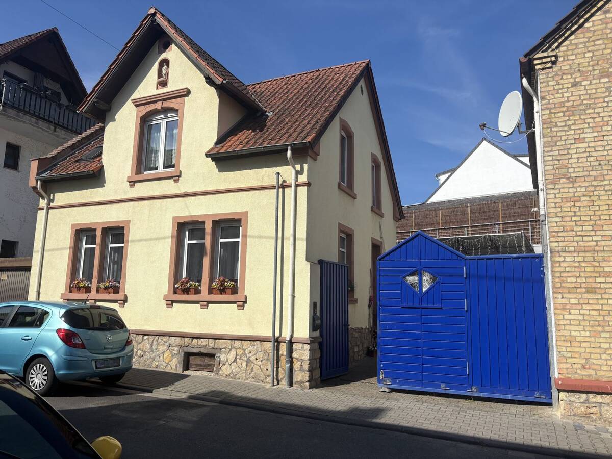 Hofreite mit Entwicklungspotenzial in Mainz-Finthen! – 55126 Mainz – Bild 1 von 9