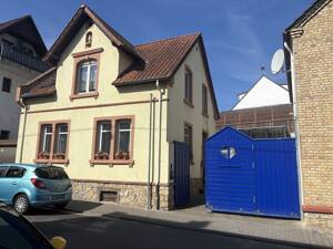Hofreite mit Entwicklungspotenzial in Mainz-Finthen!