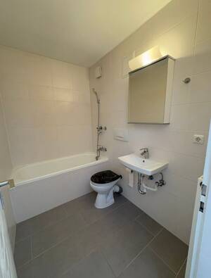 Bezugsfreie 1-Zimmer-Eigentumswohnung mit Balkon und Tiefgarage in München-Sendling – 81373 München – Vorschaubild 7
