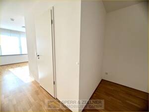 München/Ramersdorf - lichtdurchflutete 3-Zi.-Whg. im 4. OG mit zwei Dachterrassen – 81737 München – Vorschaubild 8